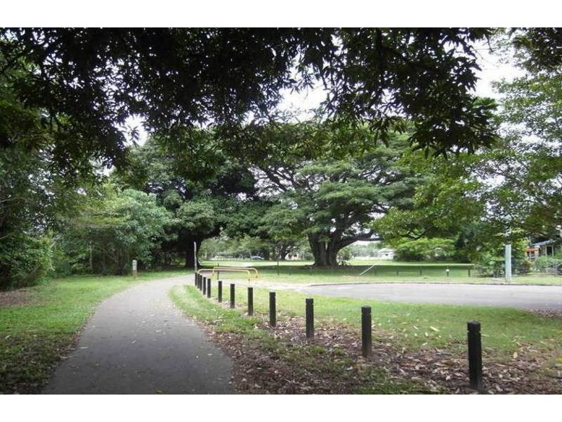 17 Brownhill Street, Mundingburra QLD 4812