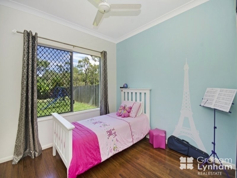 24 Mallorca Circuit, Burdell QLD 4818