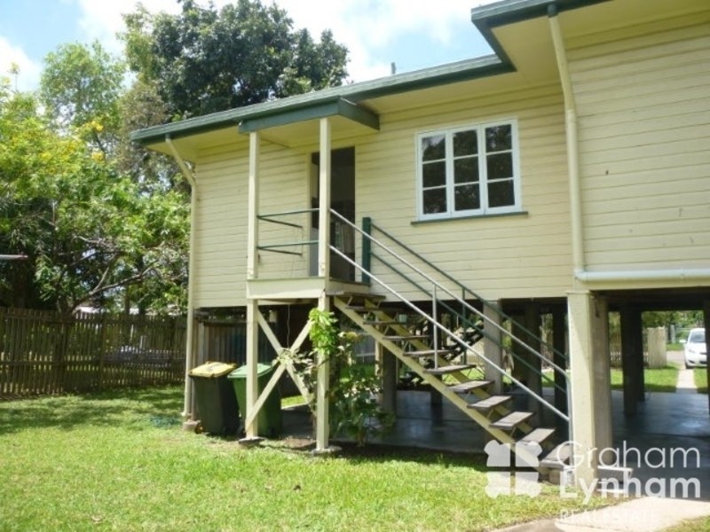 48  Hughes Street, Hermit Park QLD 4812