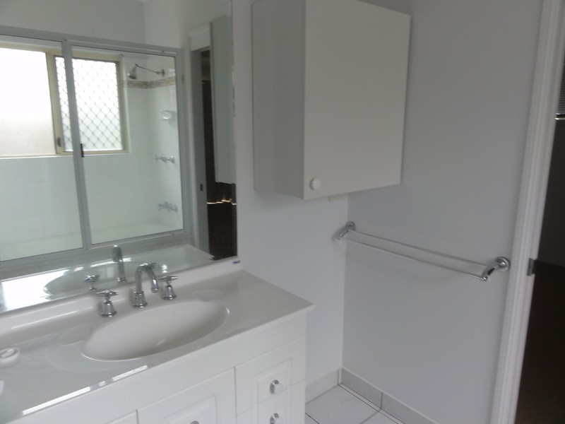 37 Southern Cross Circuit, Douglas QLD 4814