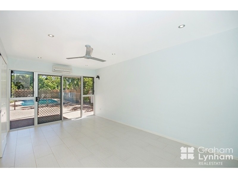 37 Bay Street, Pallarenda QLD 4810