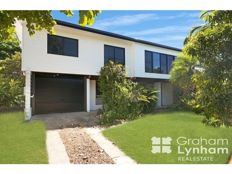 37 Bay Street, Pallarenda QLD 4810
