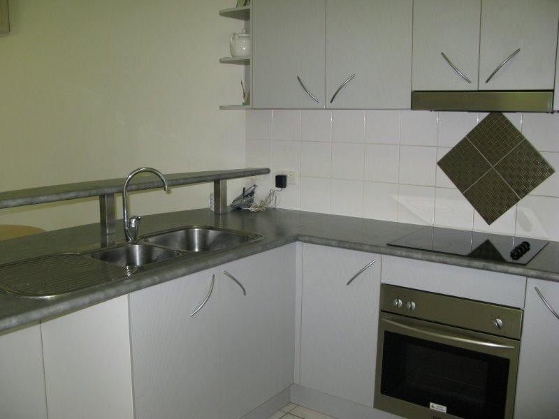 2/42 Patrick Street, Aitkenvale QLD 4814