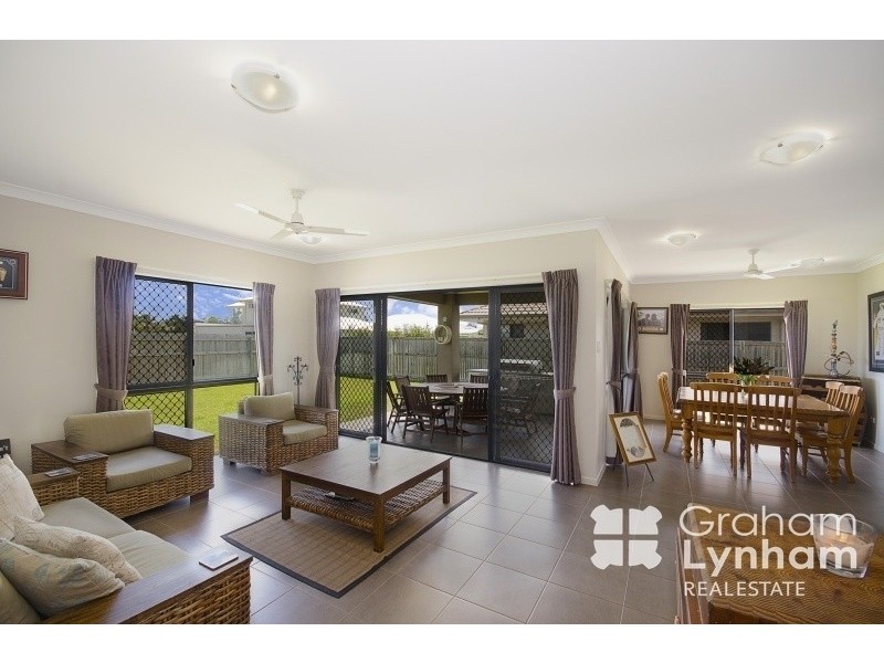 4 Ashmore Crescent, Burdell QLD 4818