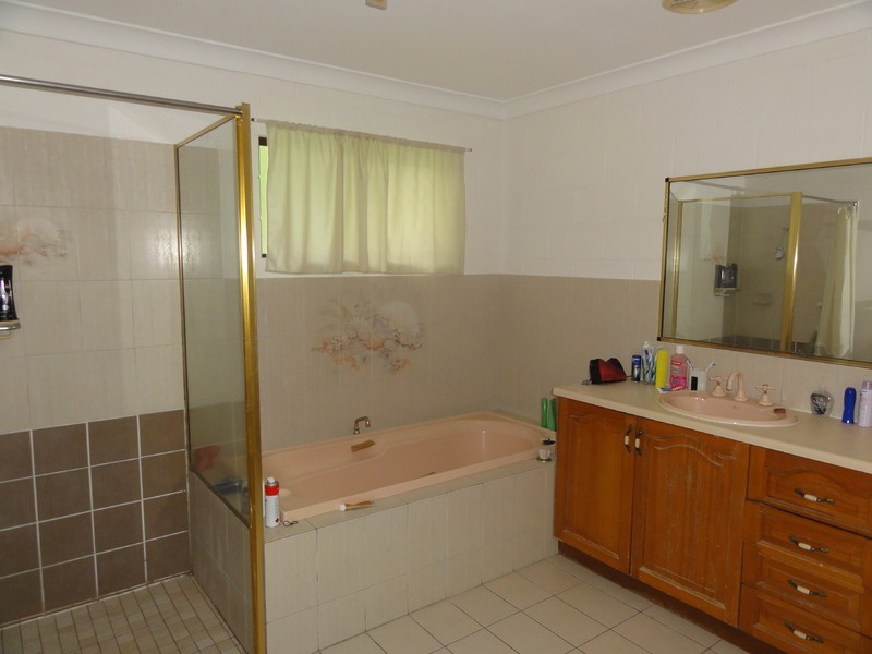 7 Gelling Crescent, Douglas QLD 4814