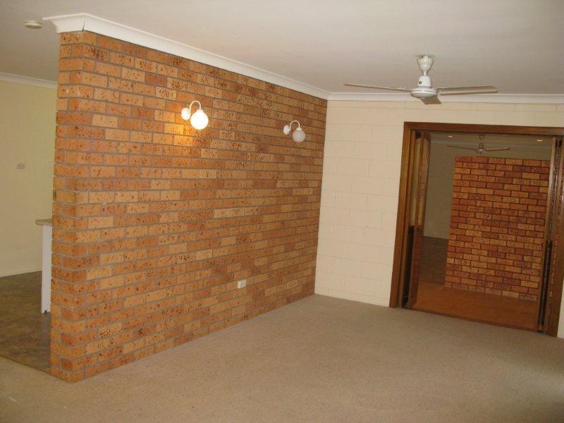 13 Serrano Crescent, Cranbrook QLD 4814