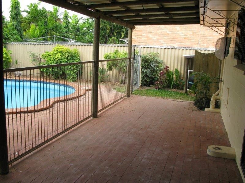 13 Serrano Crescent, Cranbrook QLD 4814