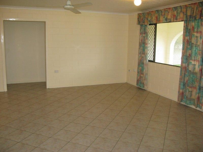 11 Salina Drive, Kelso QLD 4815