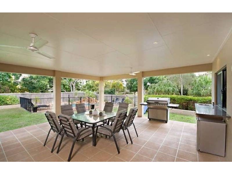 13 Michelia Close, Kirwan QLD 4817