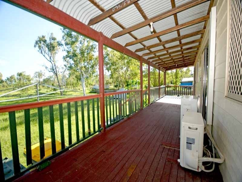 92 Hammond Way, Kelso QLD 4815