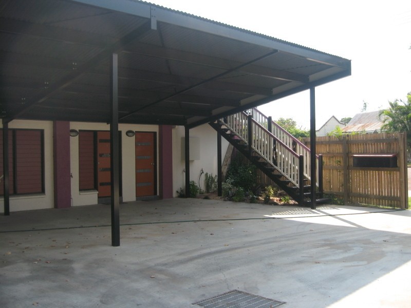 3 Plummer Street, Charters Towers QLD 4820