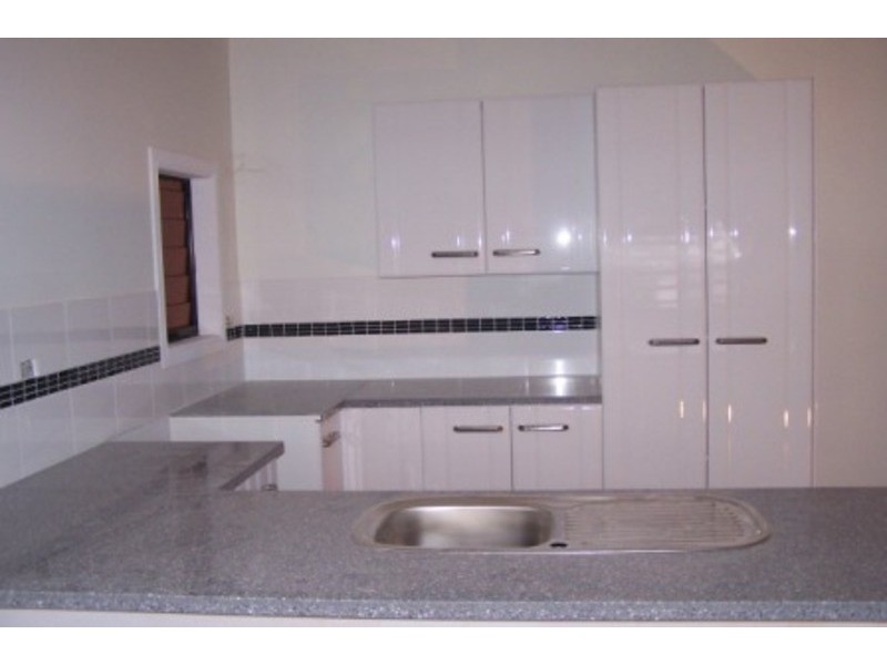 3 Plummer Street, Charters Towers QLD 4820