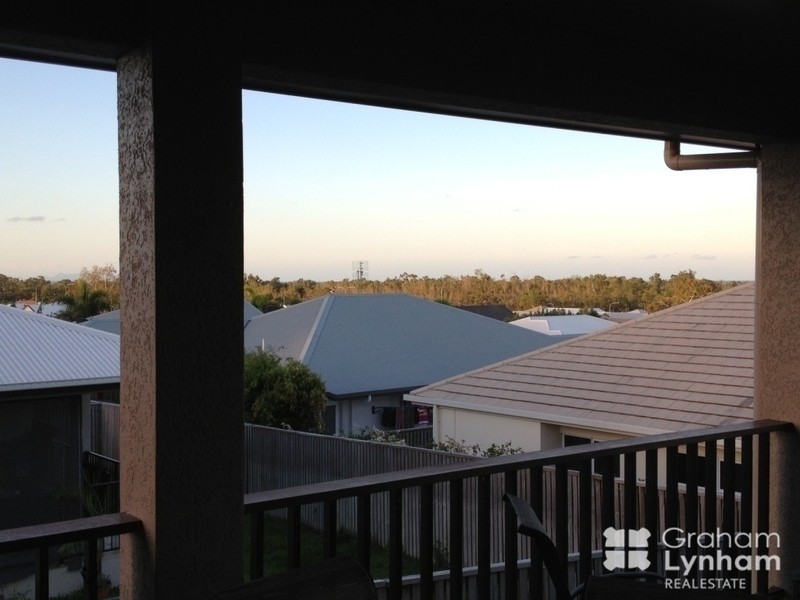 Bushland Beach QLD 4818