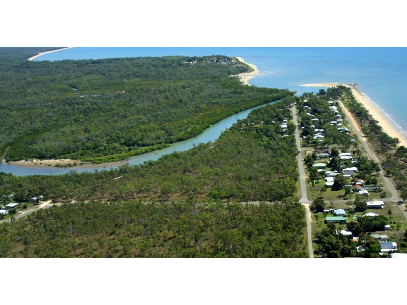 25 Marlin Street, Balgal Beach QLD 4816