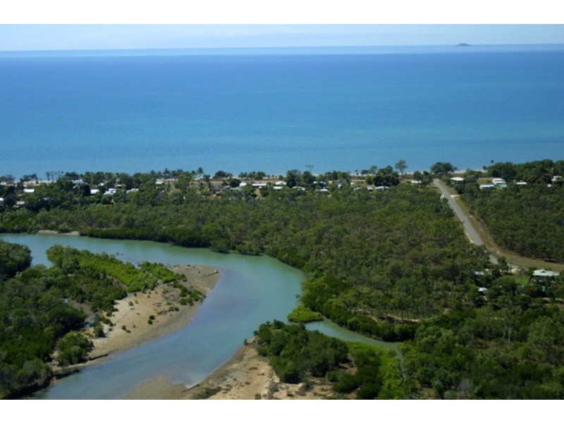 25 Marlin Street, Balgal Beach QLD 4816