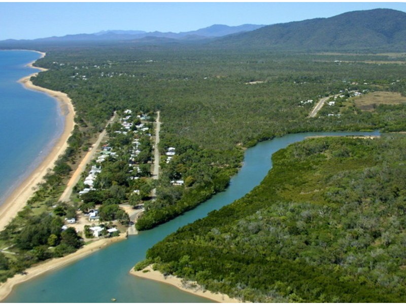 25 Marlin Street, Balgal Beach QLD 4816