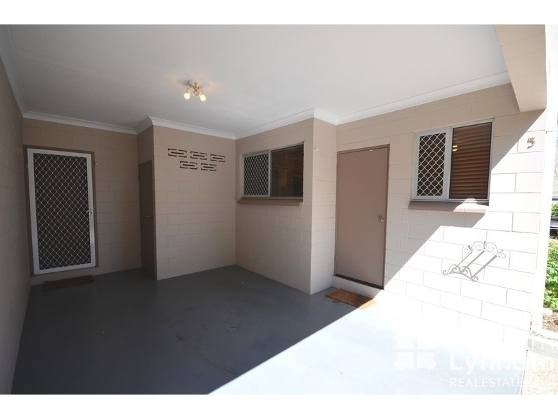 West End QLD 4810