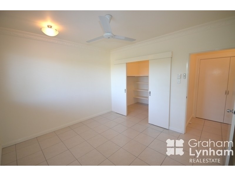 West End QLD 4810