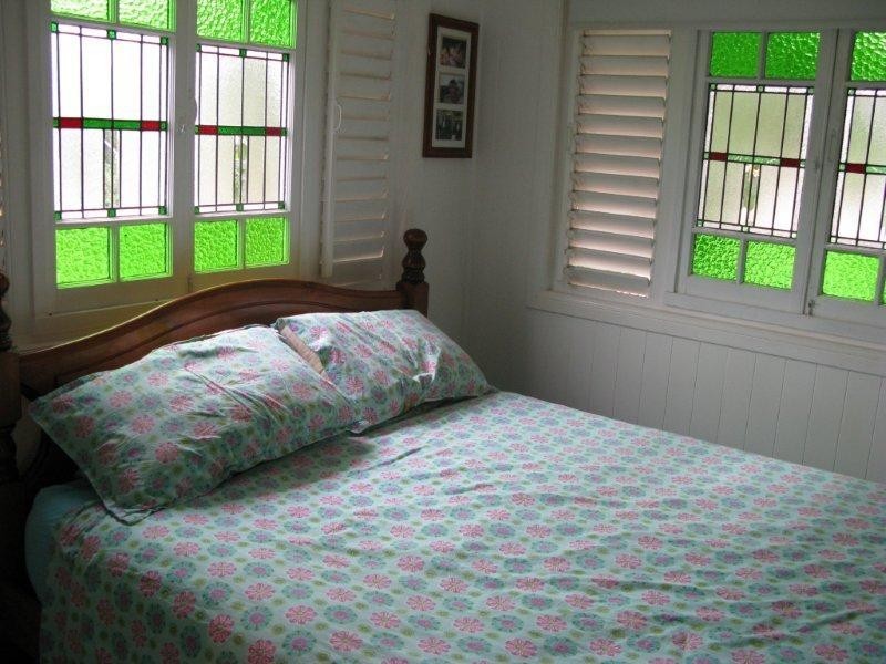 4 Richmond Street, Hermit Park QLD 4812