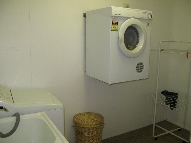 4 Richmond Street, Hermit Park QLD 4812