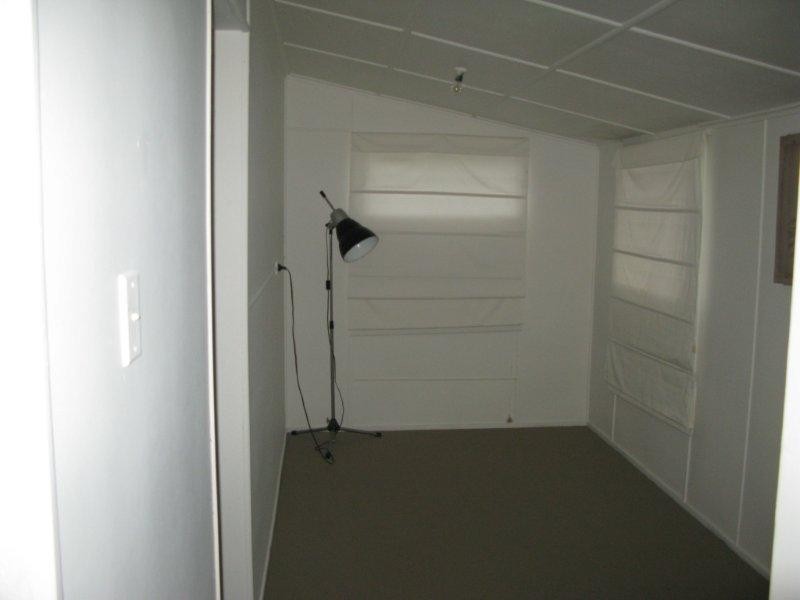 9 Leigh Street, West End QLD 4810