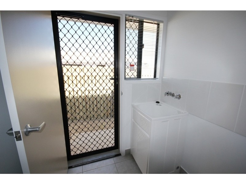 59 Biscayne Street, Burdell QLD 4818