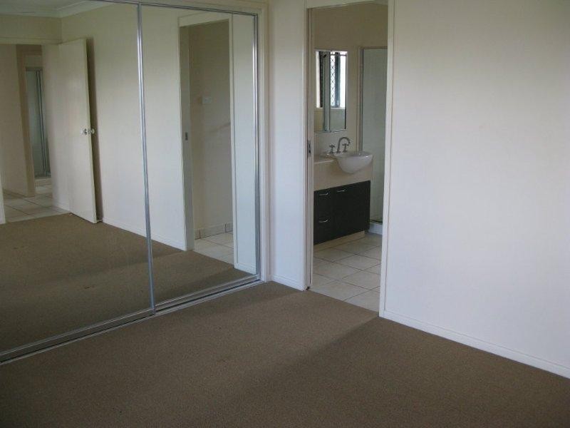 1 Lark Court, Condon QLD 4815