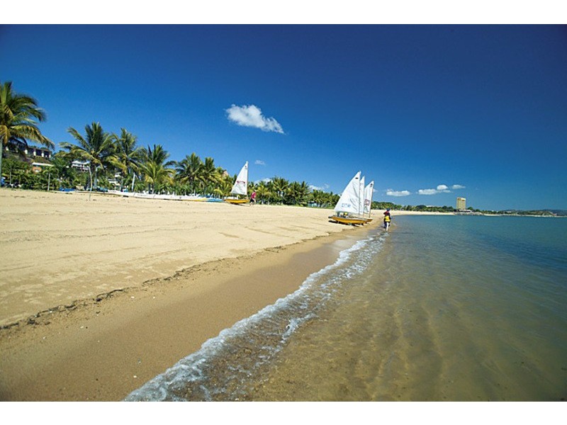 4/43 The Strand, North Ward QLD 4810