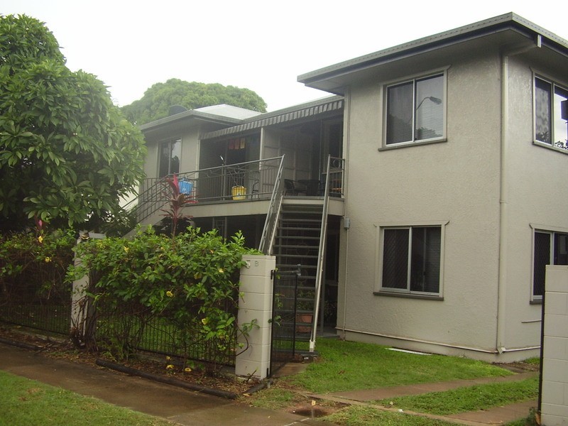 4/5B Warburton Street, North Ward QLD 4810