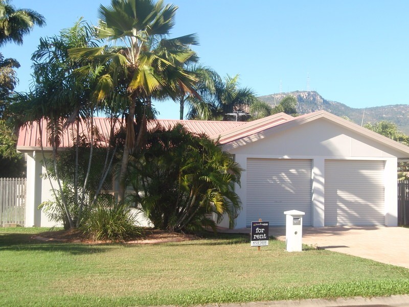 17 Chatsworth Crescent, Annandale QLD 4814