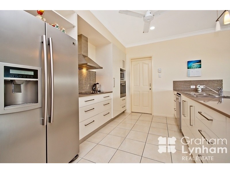 38 Dampier Crescent, Burdell QLD 4818