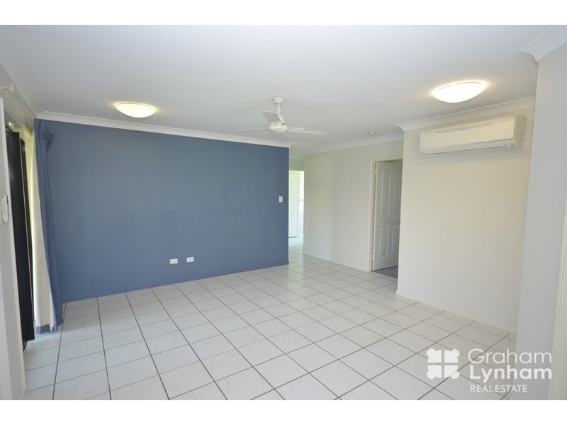 Bushland Beach QLD 4818