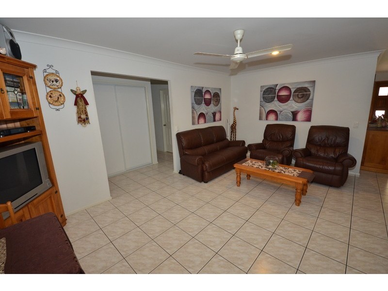 136 Greenwood Drive, Kirwan QLD 4817