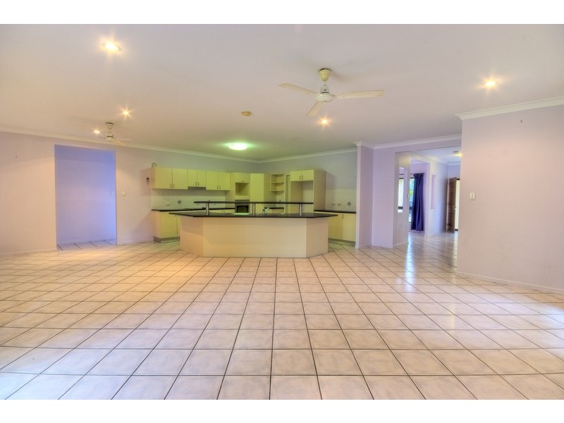 10 Meadowbrook Drive, Aitkenvale QLD 4814