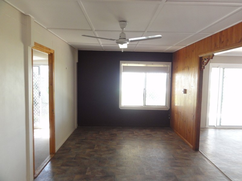 51 Cay Street, Saunders Beach QLD 4818