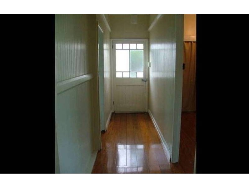 12 Bay Street, Pallarenda QLD 4810