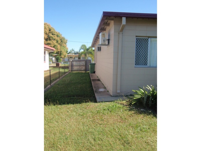 2/18 Mathiesen Street, Cranbrook QLD 4814