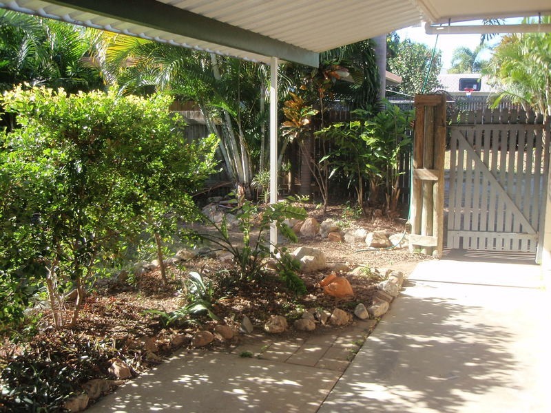 4/145 Eyre Street, North Ward QLD 4810