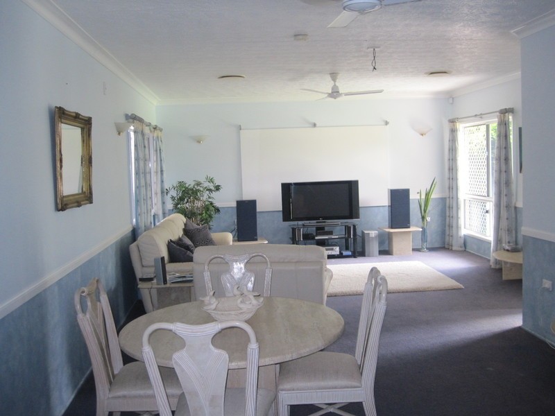 31 Redwood Avenue, Kirwan QLD 4817