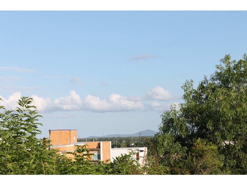 18 Blackwood Street, Townsville City QLD 4810