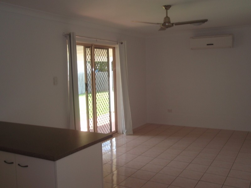 17 Chatsworth Crescent, Annandale QLD 4814