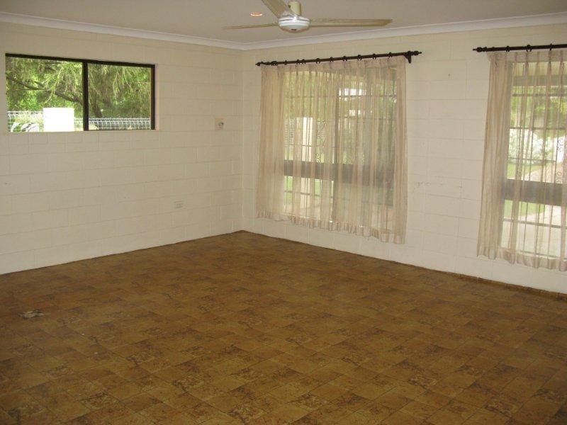 13 Serrano Crescent, Cranbrook QLD 4814