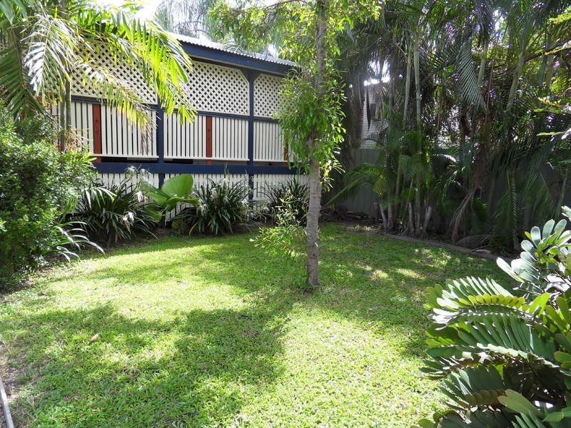 47 Hughes Street, Hermit Park QLD 4812