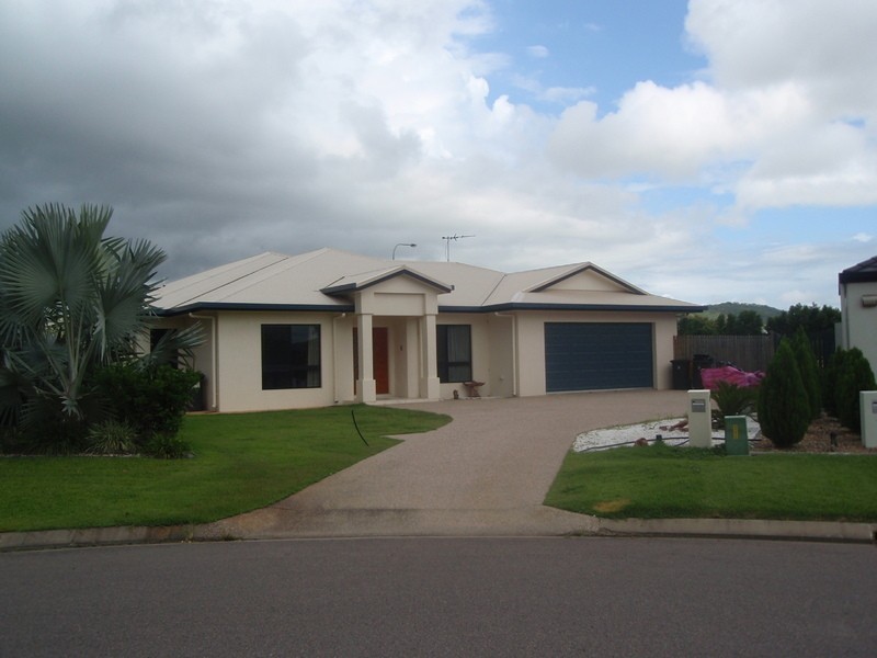 8 Wexham Court, Kirwan QLD 4817
