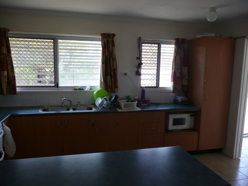 3  Lina Court, Rasmussen QLD 4815