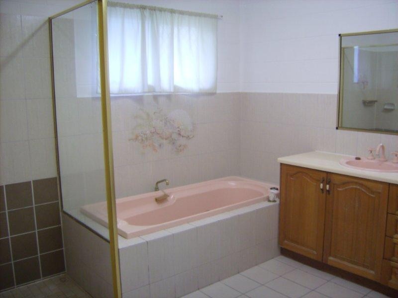 7 Gellling Crescent, Douglas QLD 4814