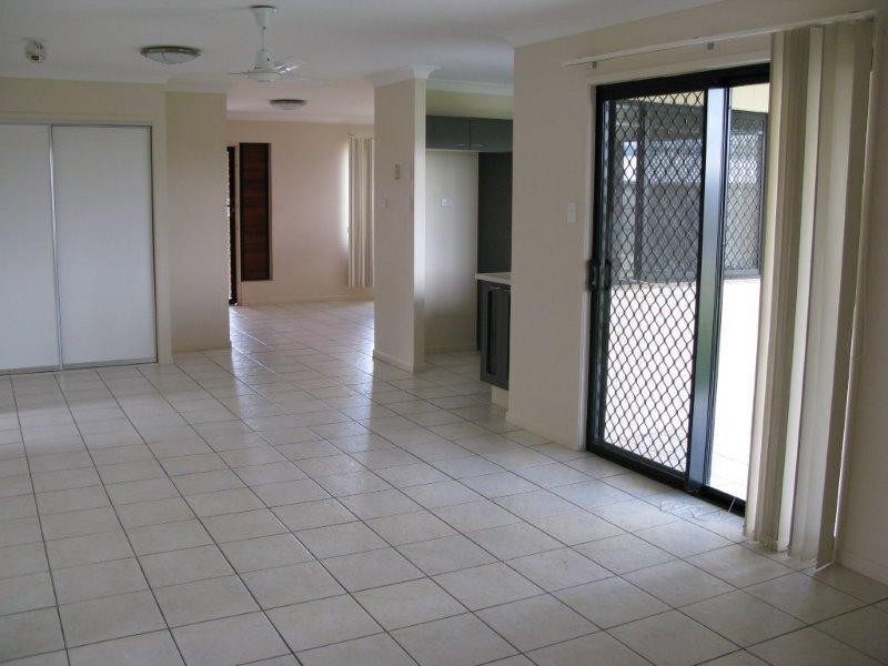 1 Lark Court, Condon QLD 4815