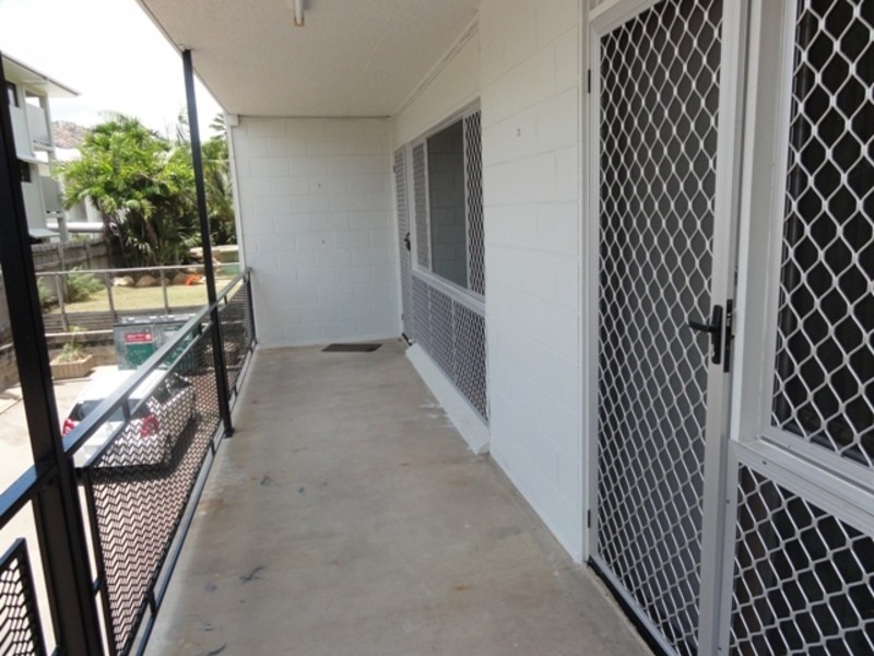 7/98  The Strand, North Ward QLD 4810