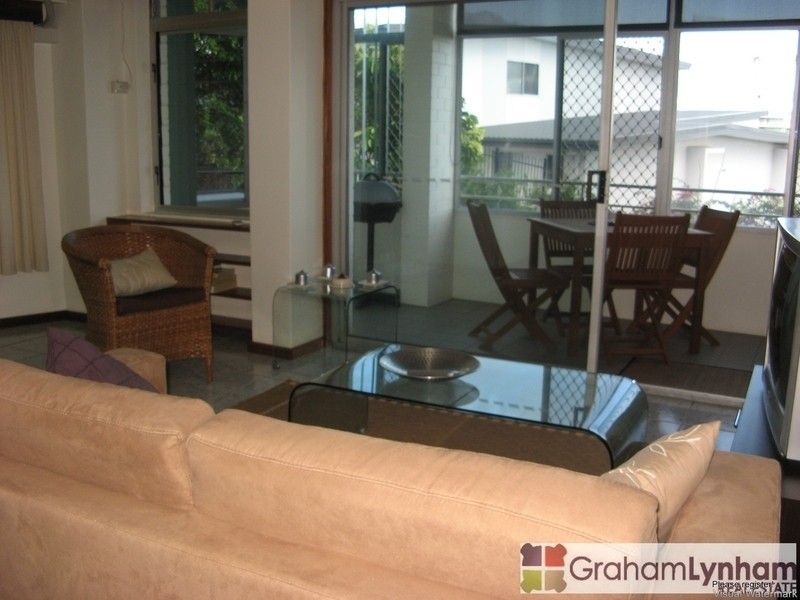 1/23A Cleveland Terrace, North Ward QLD 4810