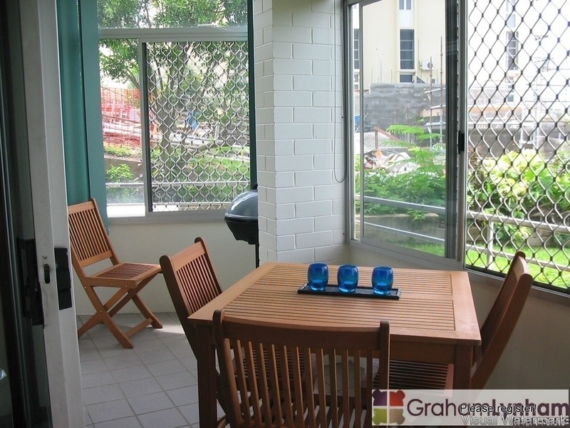 1/23A Cleveland Terrace, North Ward QLD 4810